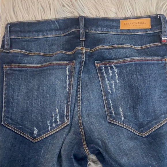 Designer jeans size 26 with red zipper on ankles - Picture 5 of 5